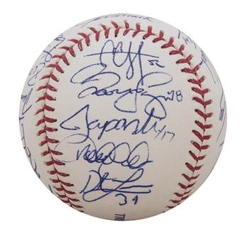 2012 New York Yankees Team Signed OML Selig Baseball with 26 Signatures Including Derek Jeter, Mariano Rivera, C.C. Sabathia, and Ichiro (PSA/DNA)